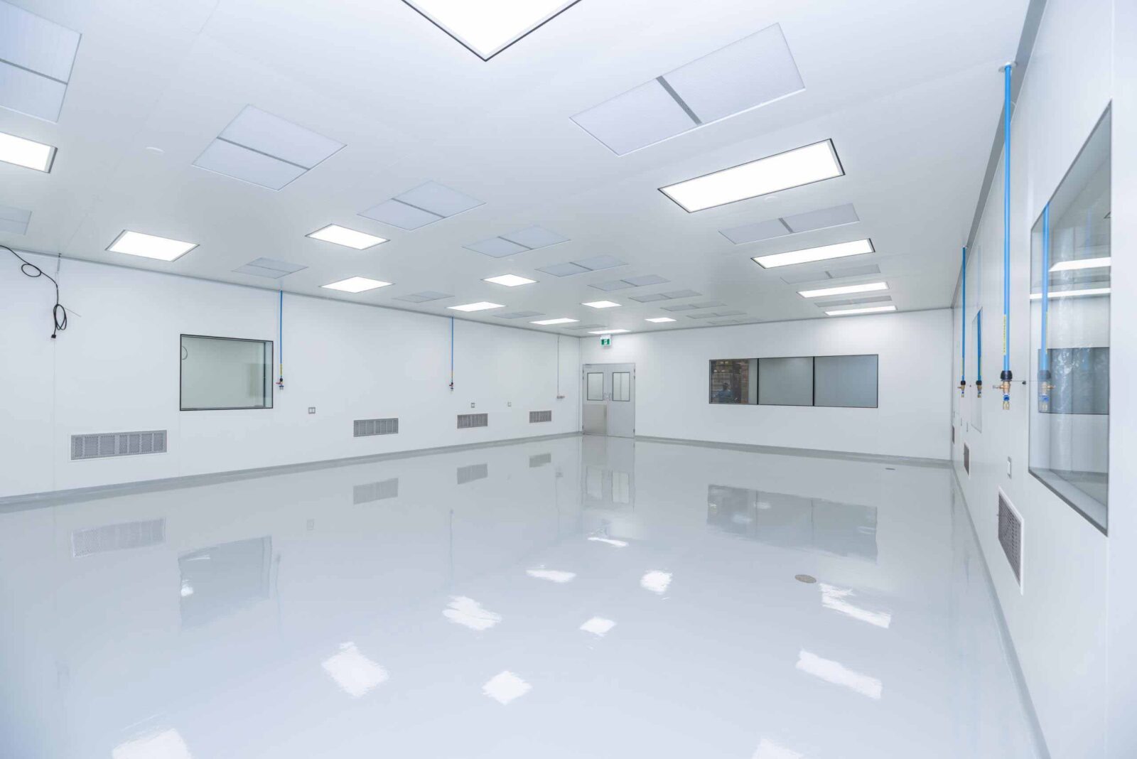 Electronic & Liquid Vapor Cleanroom Packaging Area