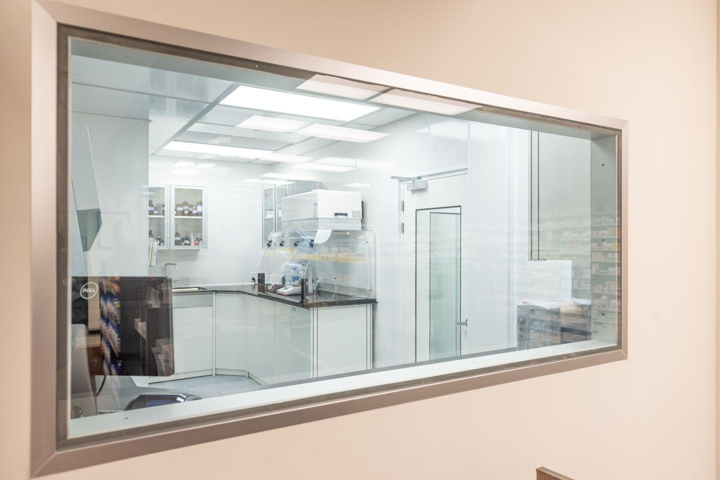 Viewing Gallery to Cleanroom