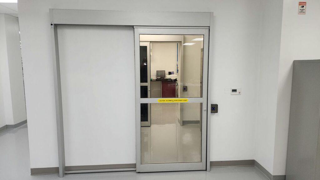 Sliding Cleanroom Doors