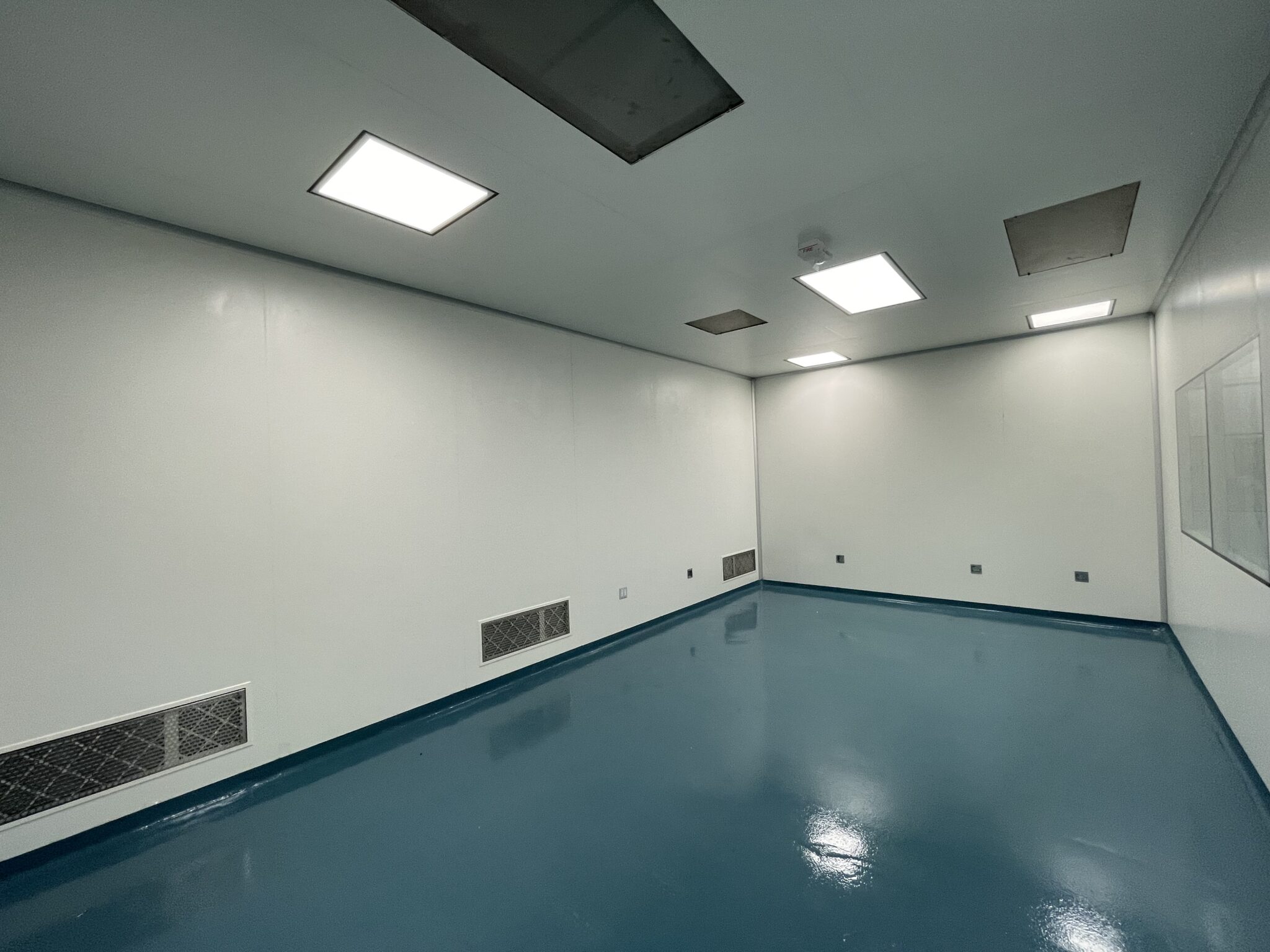 Cut Cleanroom HVAC Costs with Smart Zoning | ACH