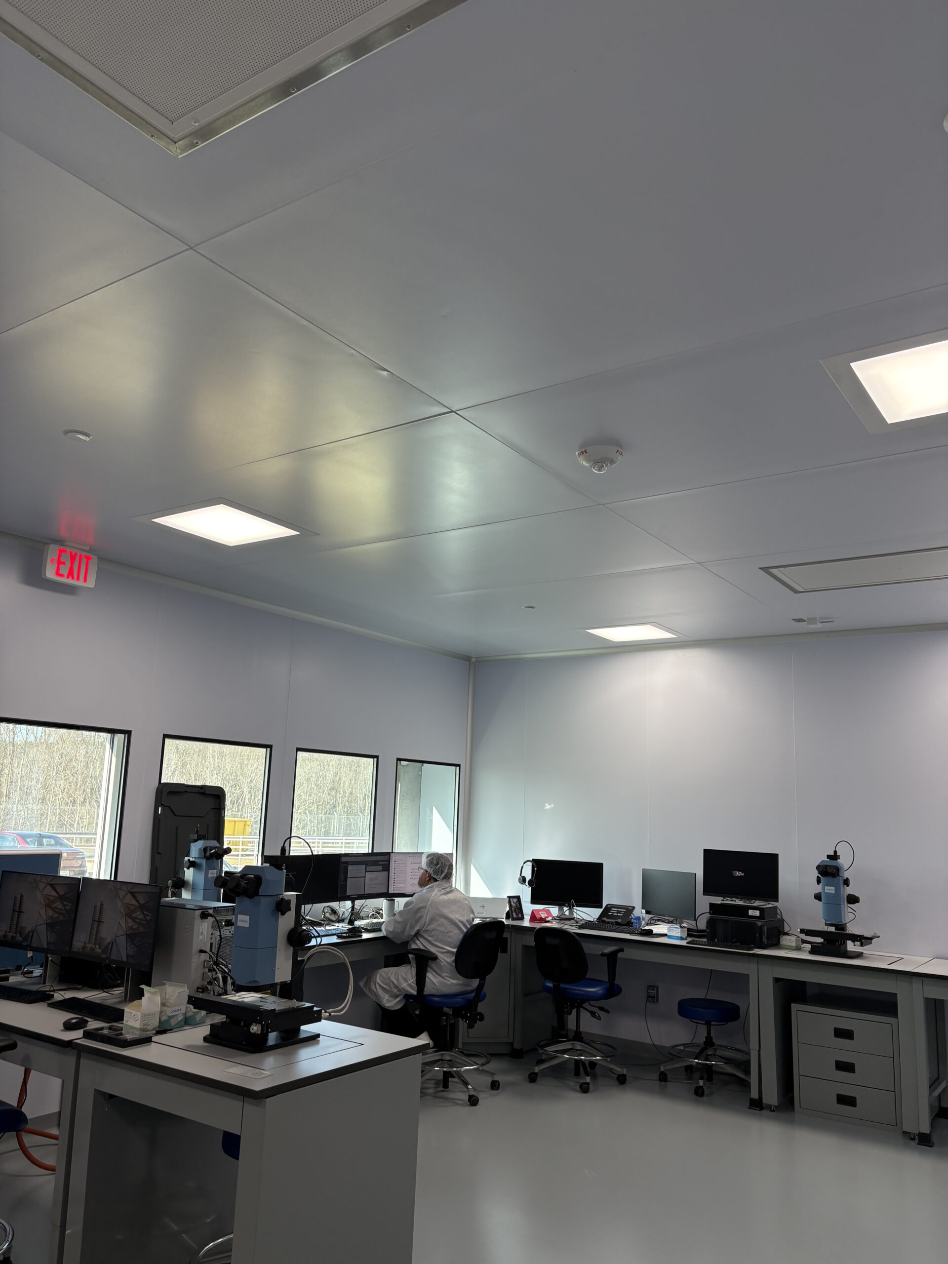 Industrial dry room manufacturer Canada — ACH Solutions modular cleanroom facility